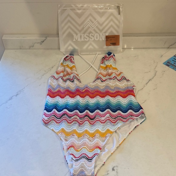 MISSONI
Wave-pattern V-neck High Cut Swimsuit In Multi - Picture 1 of 9